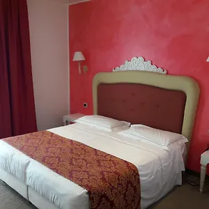 4* Hotel Palace & La Conchiglia D' Oro